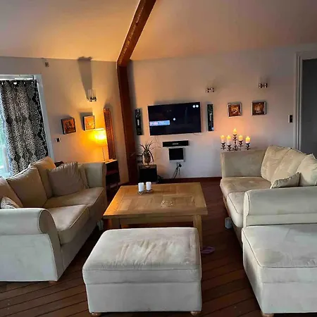 Отель Luxury Only 250m From And Forest *